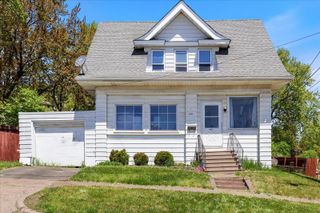 5911 Elinor St, Duluth, MN 55807