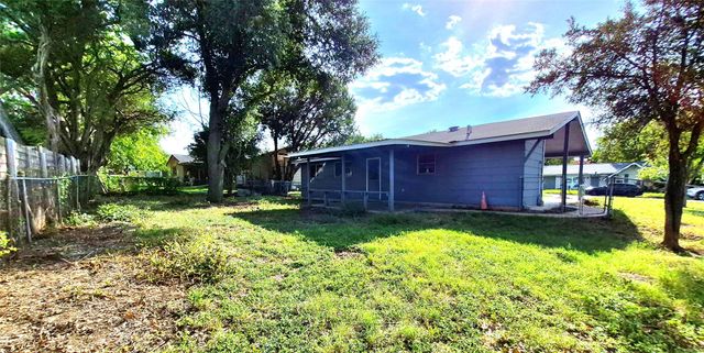 5701 Glen Meadow DR, Austin, TX 78745
