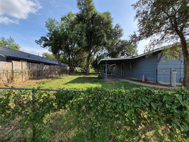 5701 Glen Meadow DR, Austin, TX 78745