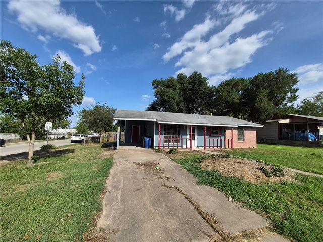 5701 Glen Meadow DR, Austin, TX 78745