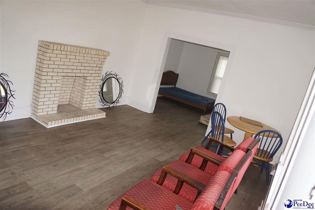 1586 Main Street, Darlington, SC 29532