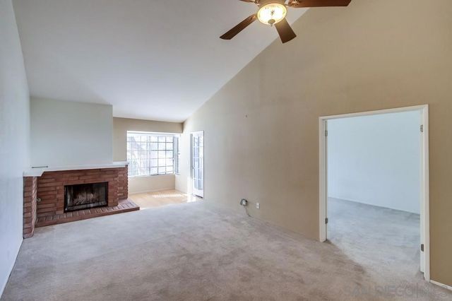 4044 Crystal Dawn Ln 203, San Diego, CA 92122