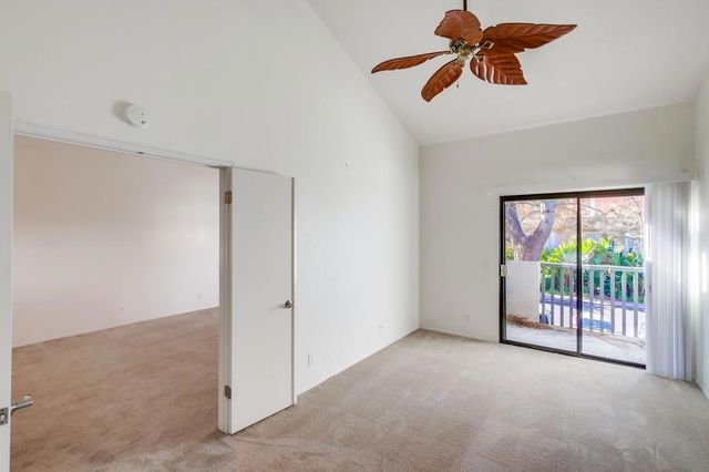 4044 Crystal Dawn Ln 203, San Diego, CA 92122