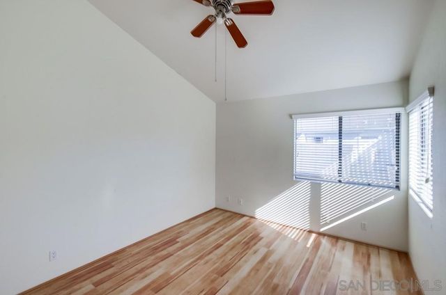 4044 Crystal Dawn Ln 203, San Diego, CA 92122