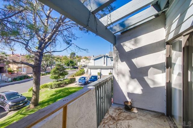 4044 Crystal Dawn Ln 203, San Diego, CA 92122