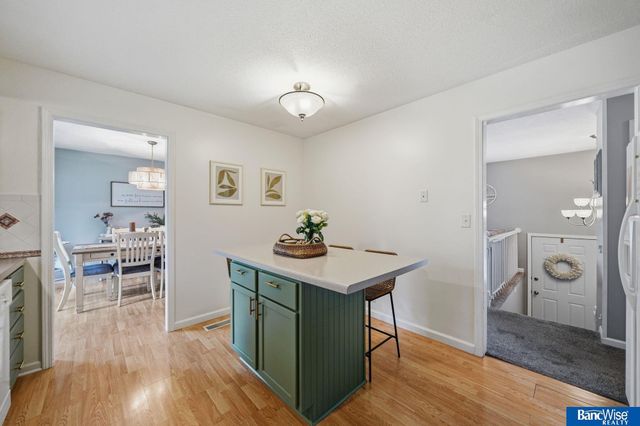 5001 S 65th Street, Lincoln, NE 68516