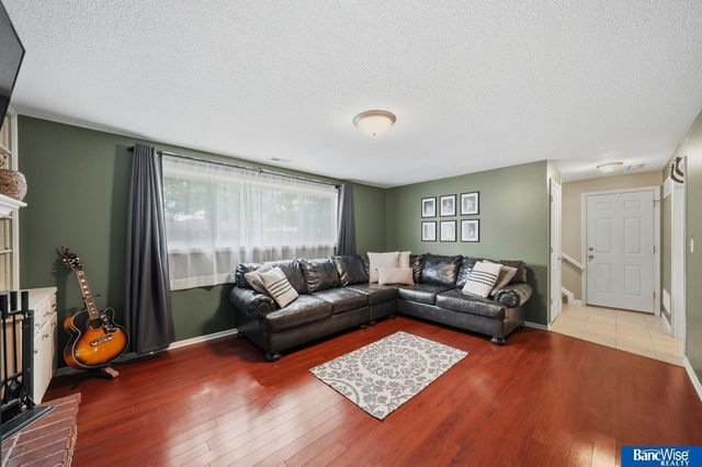 5001 S 65th Street, Lincoln, NE 68516