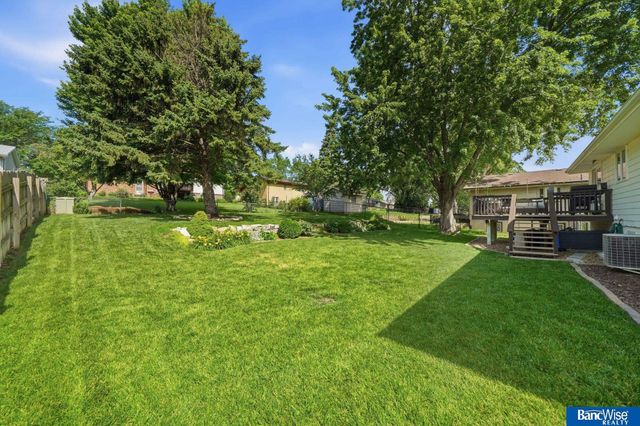 5001 S 65th Street, Lincoln, NE 68516
