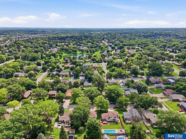 5001 S 65th Street, Lincoln, NE 68516