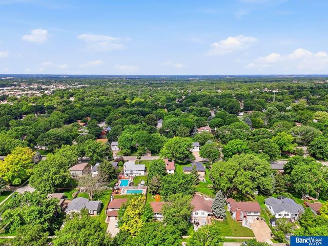 5001 S 65th Street, Lincoln, NE 68516