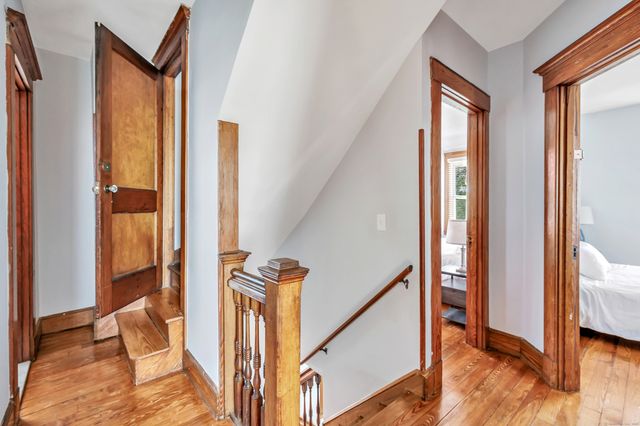 12 East Avenue, West Haven, CT 06516