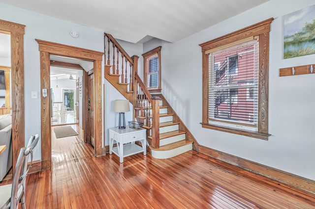 12 East Avenue, West Haven, CT 06516