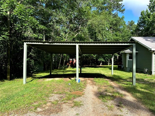 12289 Thompson Road, Willis, TX 77318