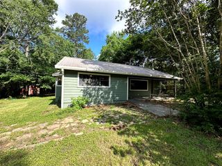 12289 Thompson Road, Willis, TX 77318