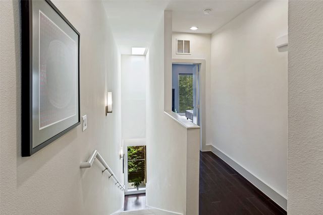 4111 Newton Avenue 33, Dallas, TX 75219