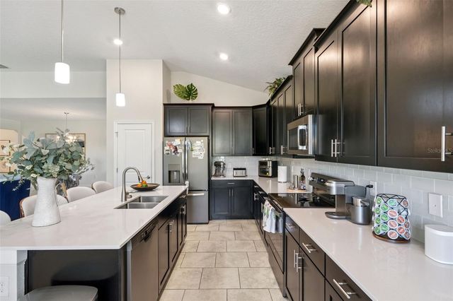 8999 CROQUET COURT, Davenport, FL 33896