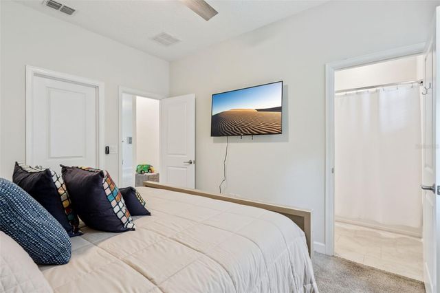 8999 CROQUET COURT, Davenport, FL 33896