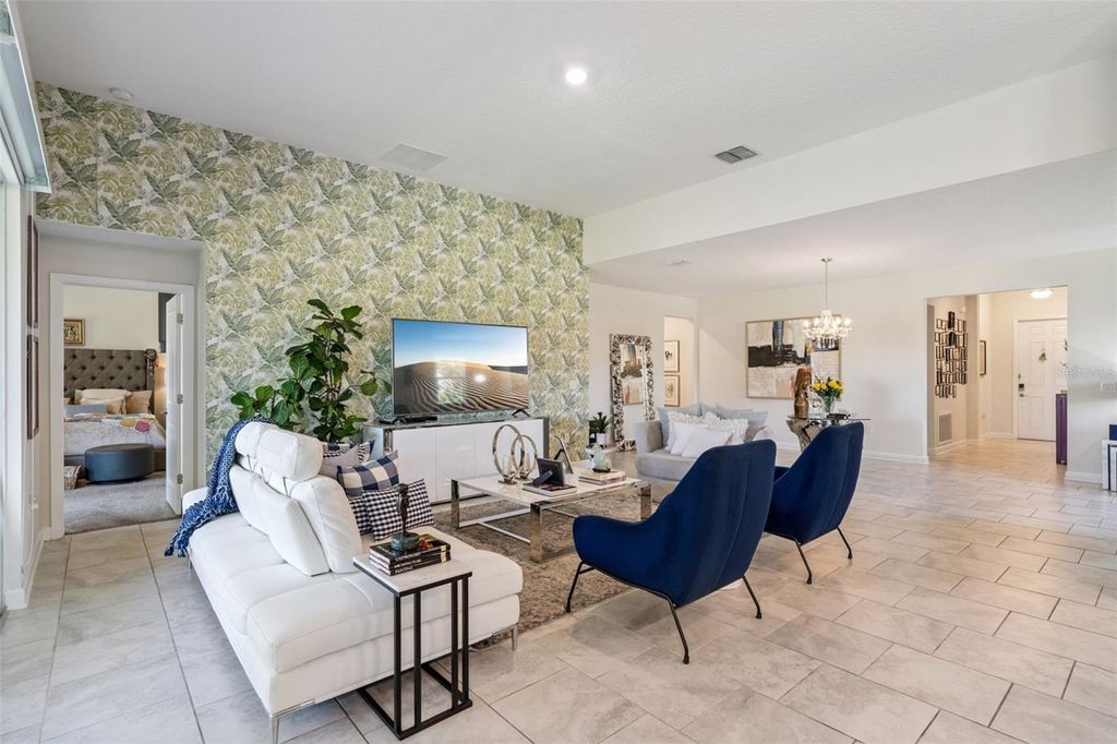 Image 16 of property listing at 8999 CROQUET COURT, Davenport, FL 33896