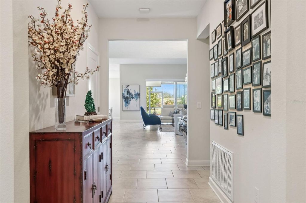 Image 6 of property listing at 8999 CROQUET COURT, Davenport, FL 33896