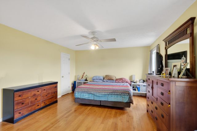 766 Rock Springs Rd, Castalian Springs, TN 37031