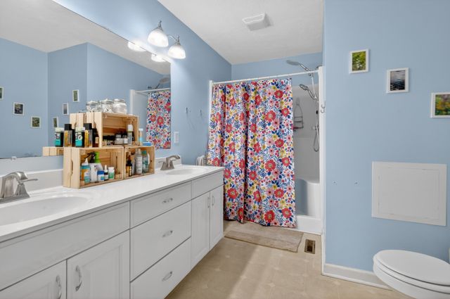 766 Rock Springs Rd, Castalian Springs, TN 37031