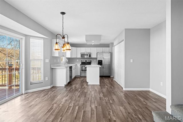 2705 Cabin Creek Court, Edwardsville, IL 62025