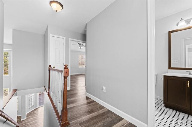 2705 Cabin Creek Court, Edwardsville, IL 62025