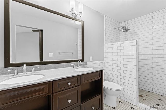 2705 Cabin Creek Court, Edwardsville, IL 62025