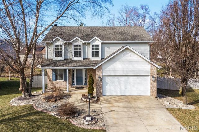 2705 Cabin Creek Court, Edwardsville, IL 62025