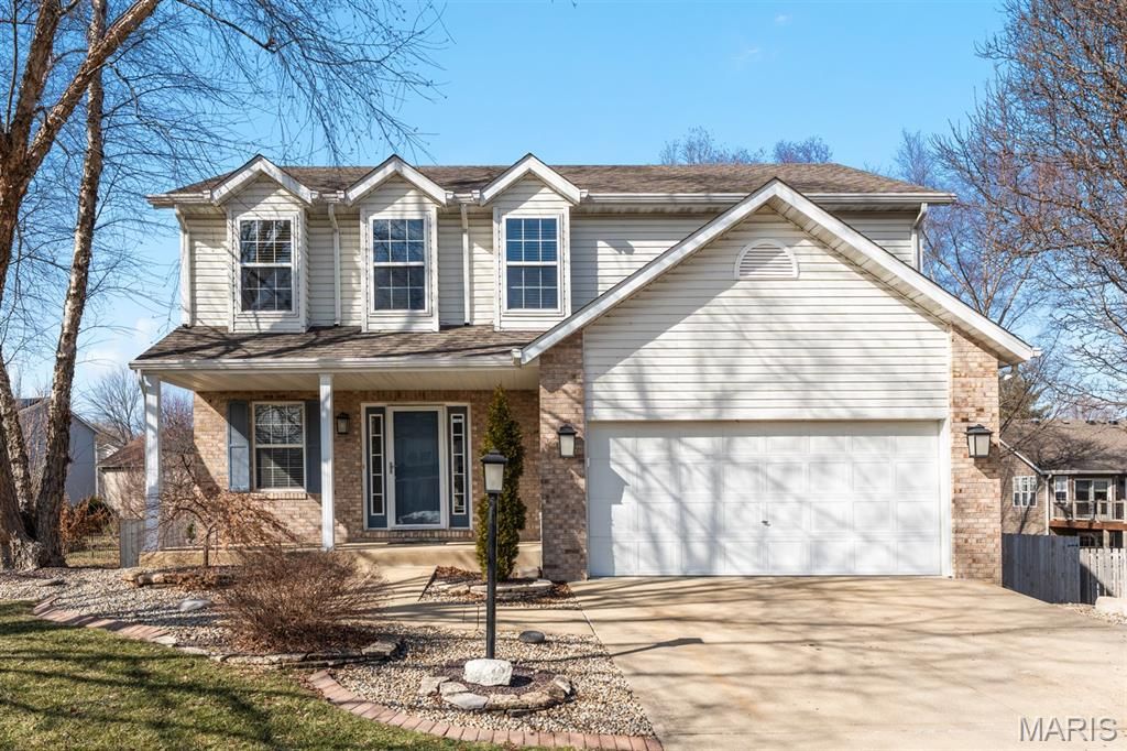 2705 Cabin Creek Court, Edwardsville, IL 62025