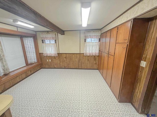 1724 S 22nd Street, Lincoln, NE 68502