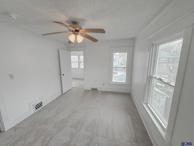 1724 S 22nd Street, Lincoln, NE 68502