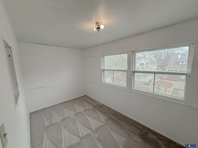 1724 S 22nd Street, Lincoln, NE 68502