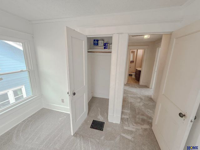 1724 S 22nd Street, Lincoln, NE 68502