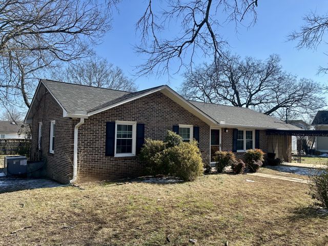 623 Limestone Ave, Lewisburg, TN 37091