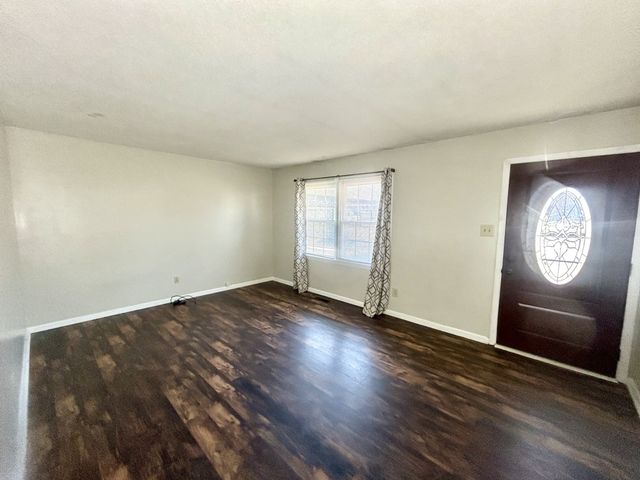 623 Limestone Ave, Lewisburg, TN 37091