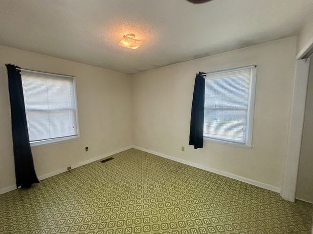 623 Limestone Ave, Lewisburg, TN 37091