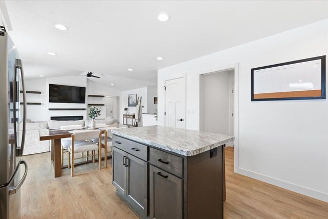 3501 SNOW GOOSE WAY, Kaukauna, WI 54130