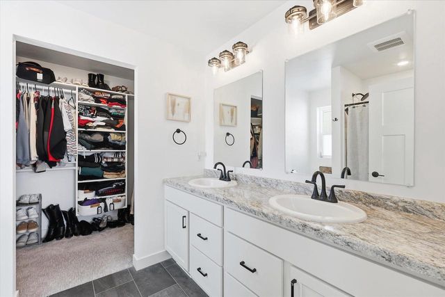 3501 SNOW GOOSE WAY, Kaukauna, WI 54130