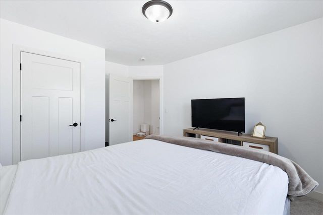 3501 SNOW GOOSE WAY, Kaukauna, WI 54130