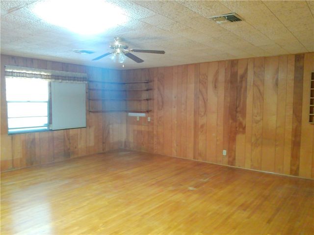 4526 Franklin Dr, Corpus Christi, TX 78415