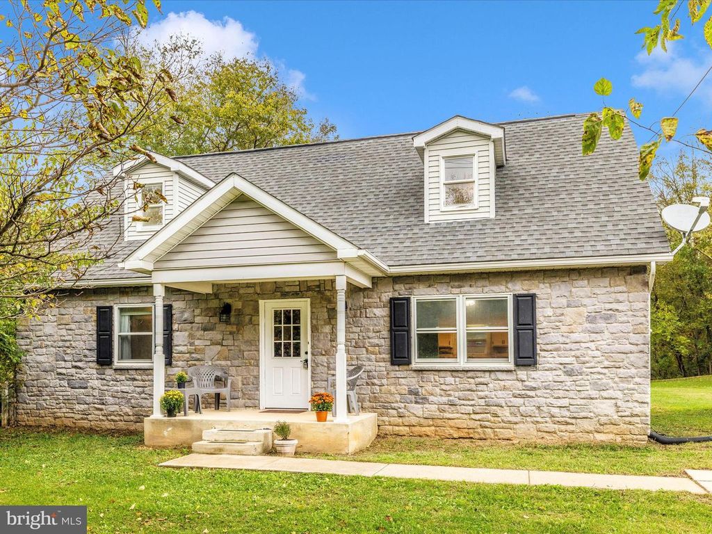 21 ROCK SPRING LN, Shepherdstown, WV 25443