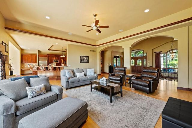 3790 Sherman ROAD, Slinger, WI 53086
