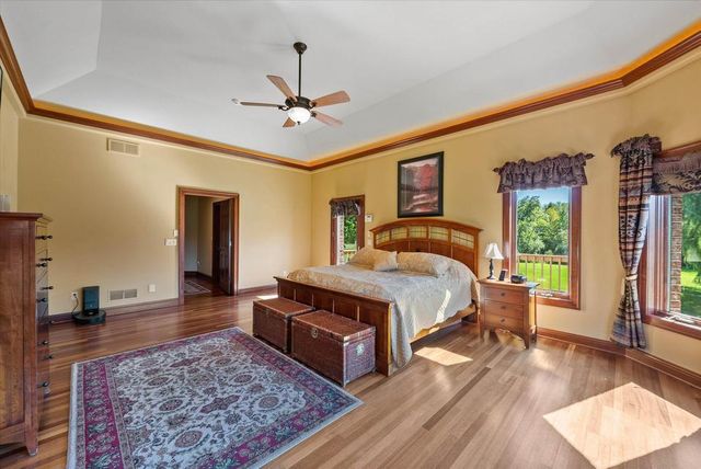 3790 Sherman ROAD, Slinger, WI 53086