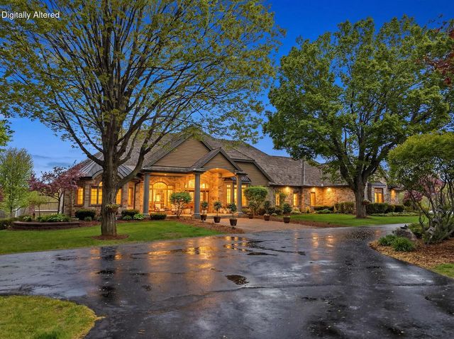 3790 Sherman ROAD, Slinger, WI 53086