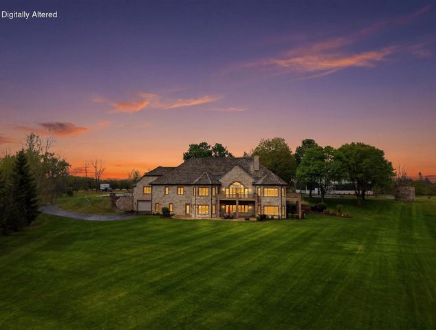 3790 Sherman ROAD, Slinger, WI 53086