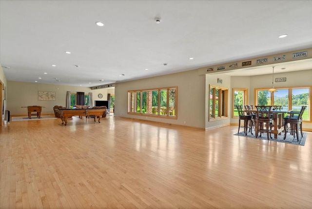 3790 Sherman ROAD, Slinger, WI 53086