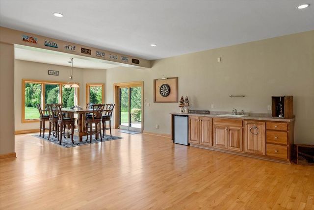 3790 Sherman ROAD, Slinger, WI 53086
