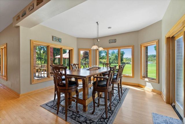 3790 Sherman ROAD, Slinger, WI 53086