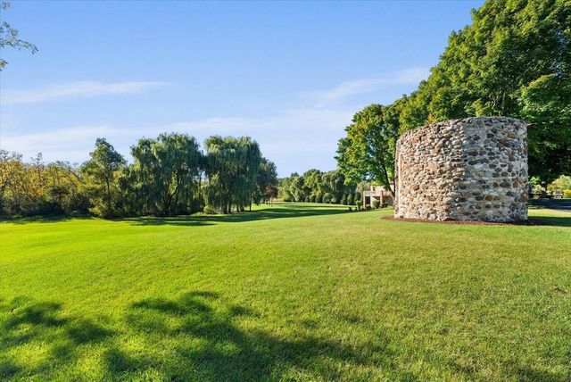 3790 Sherman ROAD, Slinger, WI 53086